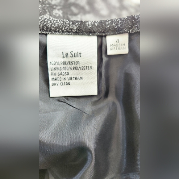 Le Suit Skirt Suit - Black Lace Look - Size 4 - Picture 2 of 15